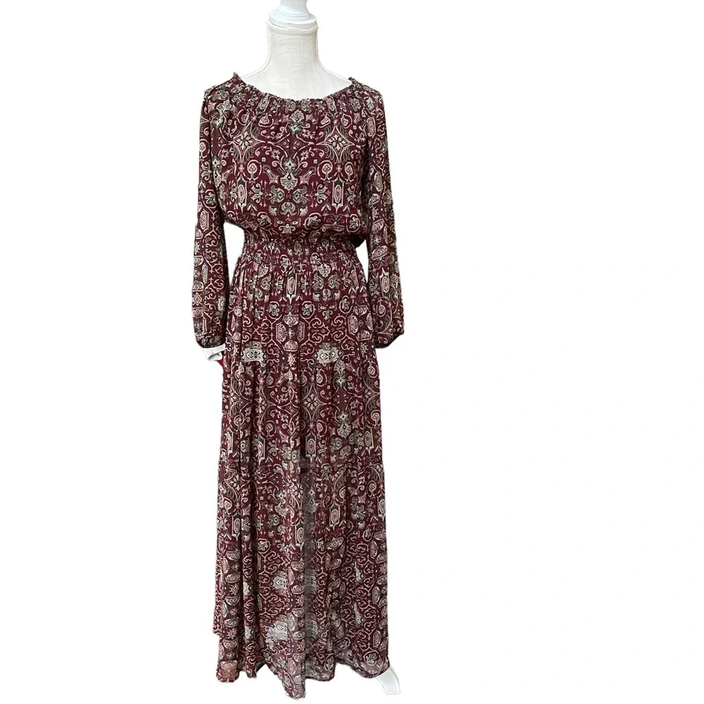 Abercrombie & Fitch Boho Long Sleeve Floaty Maxi Dress with Floral Print Size: S
